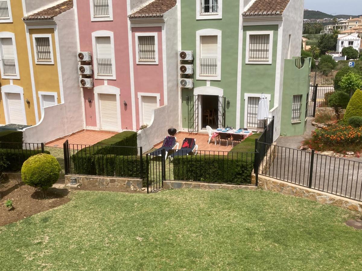 3 Storey Townhouse - Costa Del Sol Bahia de Casares Exterior foto